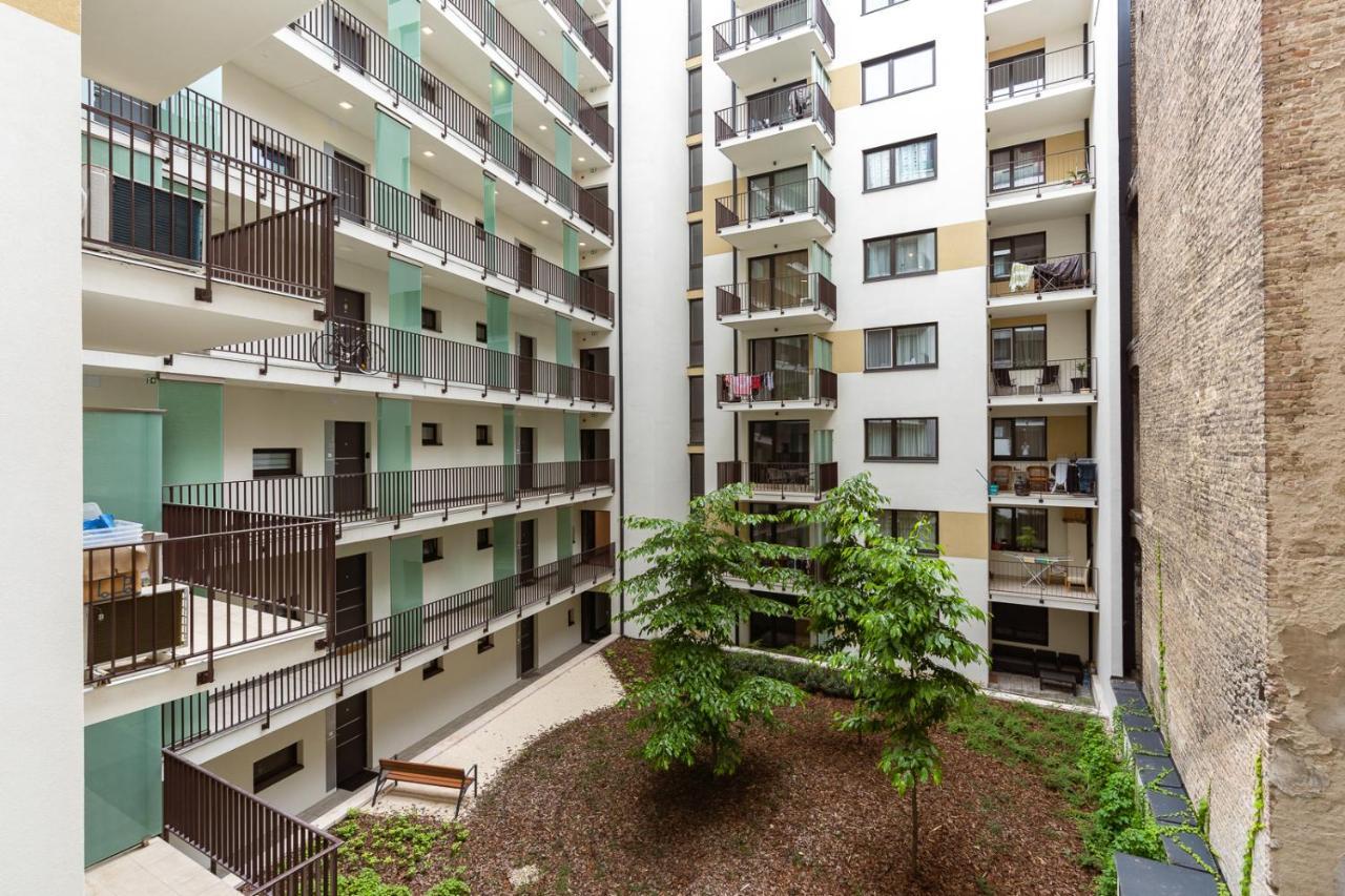 Modern & Newly Built Apartment With Private Garage Budapešť Exteriér fotografie